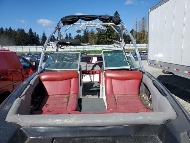 2007 Mastercraft Boat