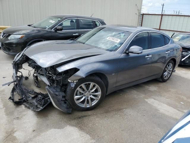 2015 Infiniti Q70 3.7