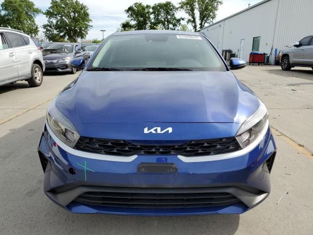 2023 KIA Forte LX