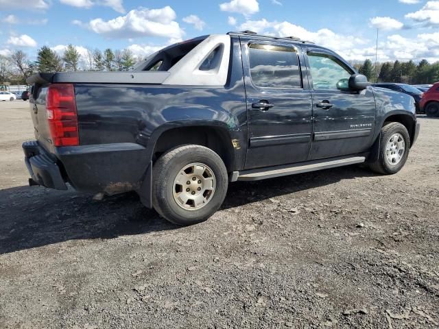 2011 Chevrolet Avalanche LS