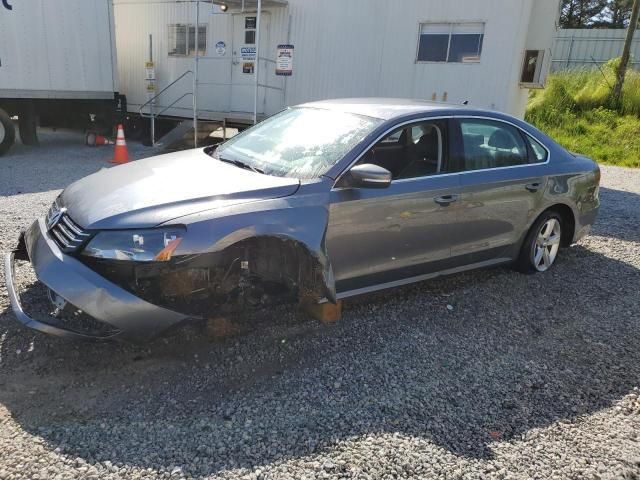 2013 Volkswagen Passat SE