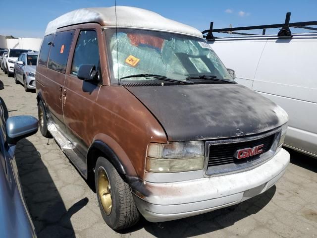 2001 GMC Safari XT