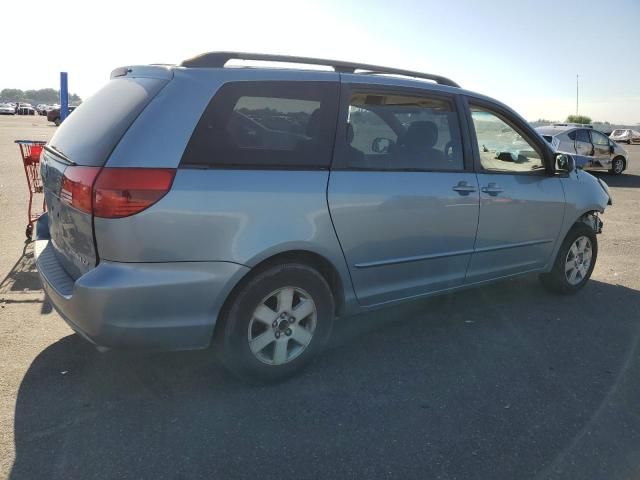 2004 Toyota Sienna CE