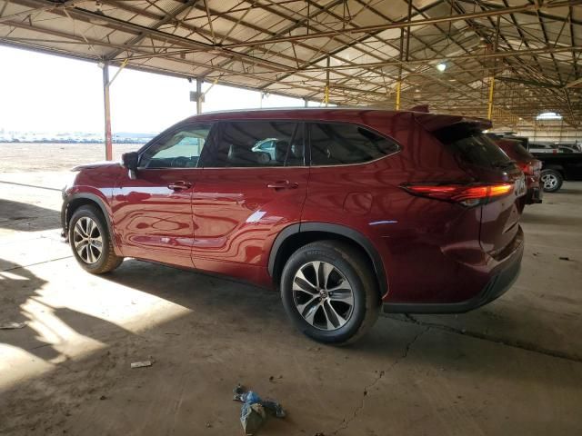 2022 Toyota Highlander XLE