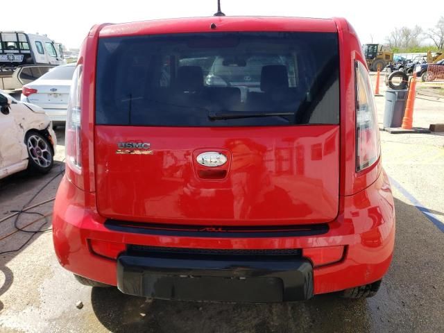 2010 KIA Soul +