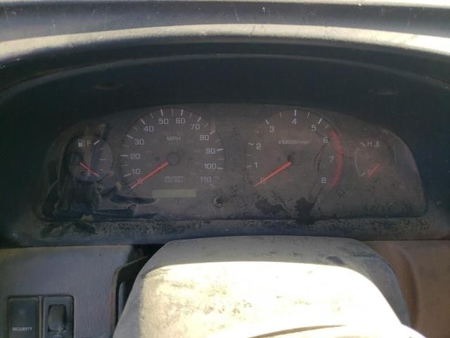 2000 Nissan Xterra XE