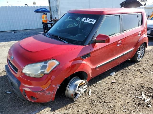 2010 KIA Soul +