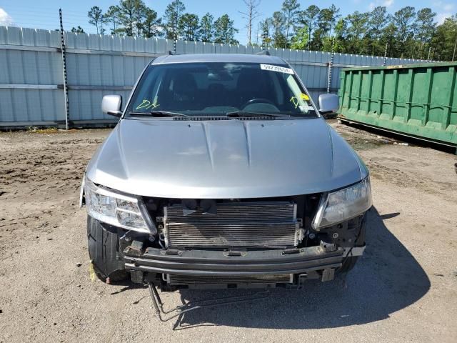 2018 Dodge Journey Crossroad