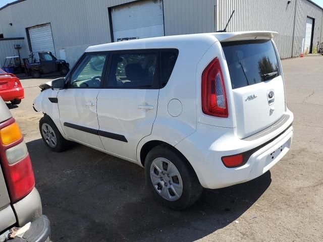 2013 KIA Soul +