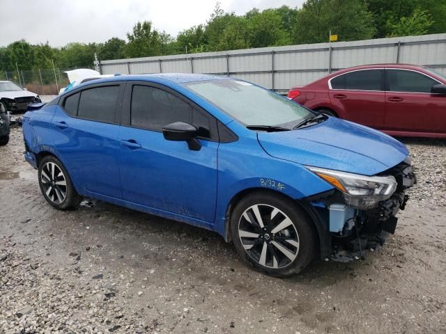 2022 Nissan Versa SR