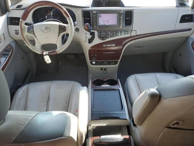 2011 Toyota Sienna XLE