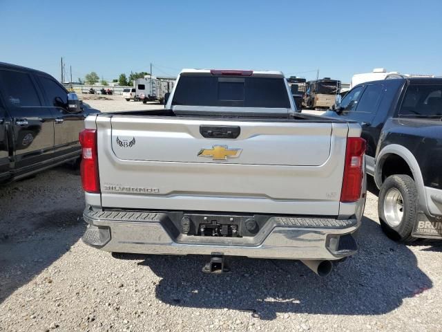 2022 Chevrolet Silverado K3500 LT