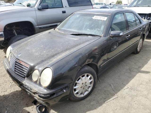 2000 Mercedes-Benz E 320