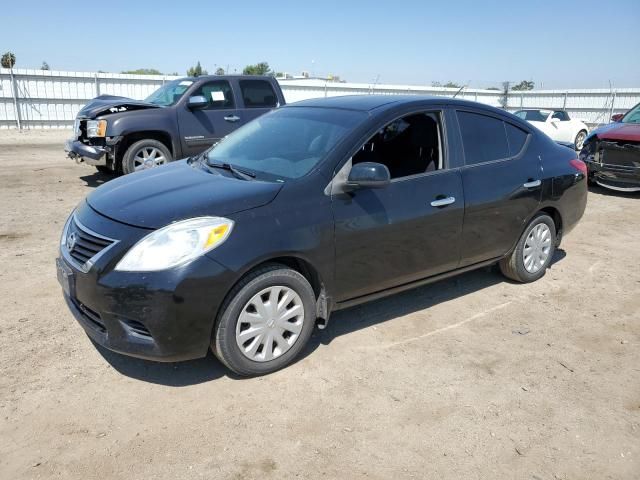 2013 Nissan Versa S