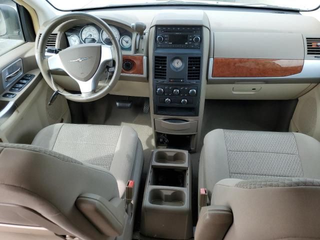 2008 Chrysler Town & Country Touring