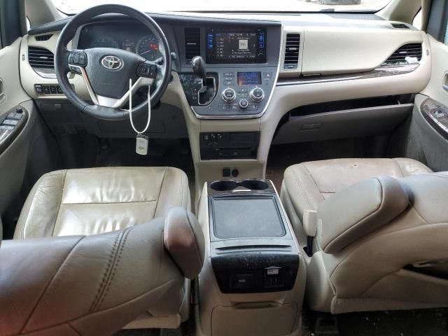 2015 Toyota Sienna XLE