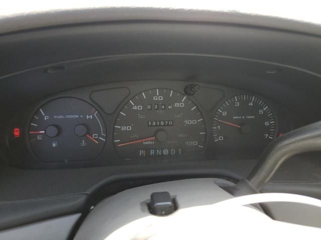 2002 Ford Taurus SE