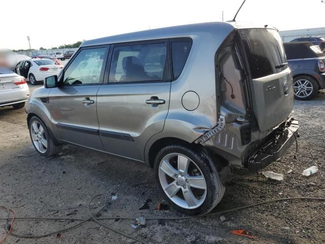 2011 KIA Soul +