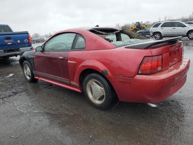 2000 Ford Mustang