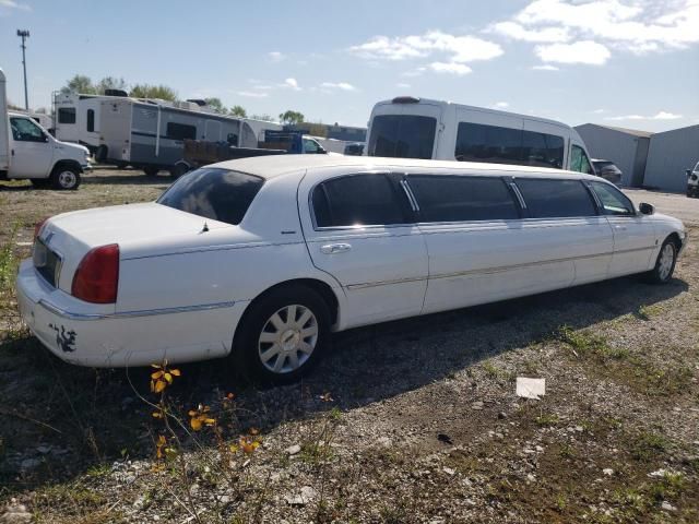 2006 Lincoln Town Car Executive