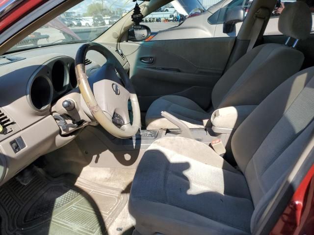 2004 Nissan Altima Base