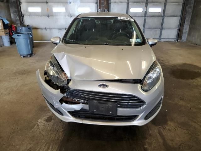 2015 Ford Fiesta SE