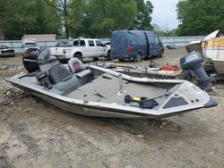 Salvage cars for sale from Copart Crashedtoys: 2010 Basstracker Boat