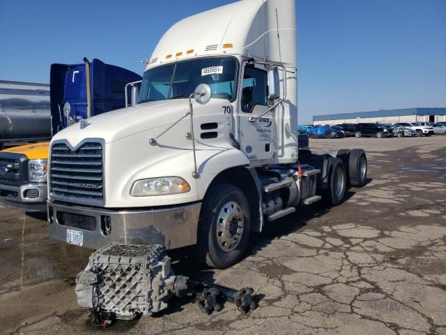 2018 Mack 600 CXU600