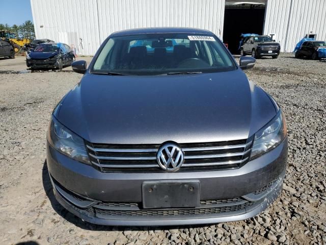 2014 Volkswagen Passat S