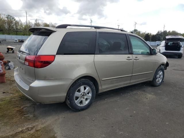 2005 Toyota Sienna XLE