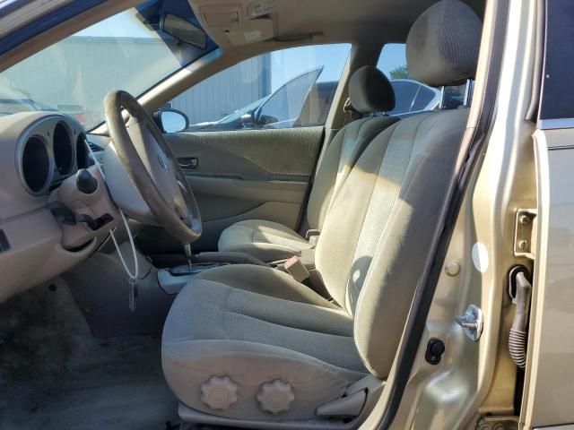 2004 Nissan Altima Base