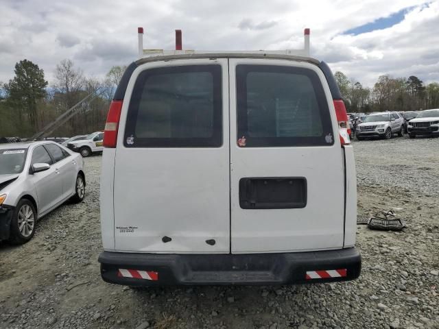 2015 Chevrolet Express G2500