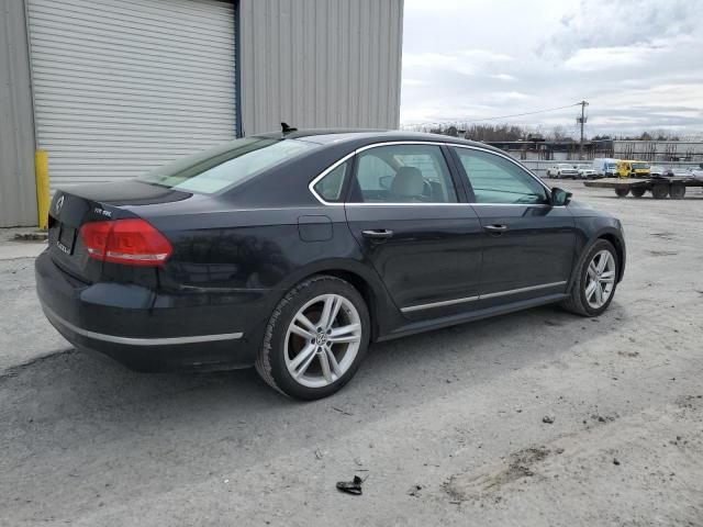 2013 Volkswagen Passat SEL