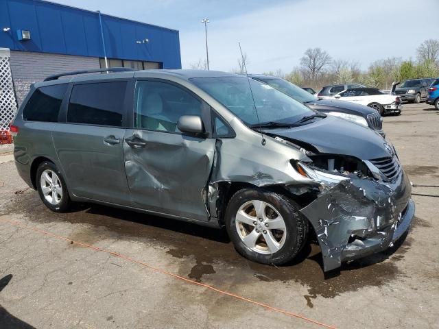 2012 Toyota Sienna LE