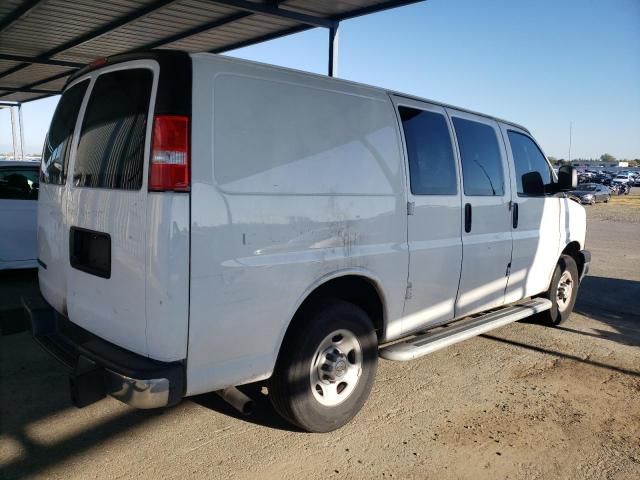 2022 Chevrolet Express G2500