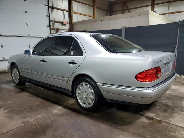 1999 Mercedes-Benz E 320