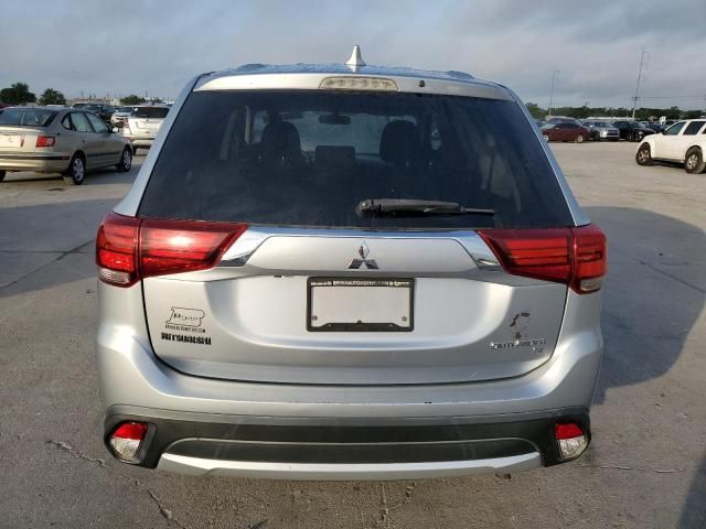 2017 Mitsubishi Outlander SE