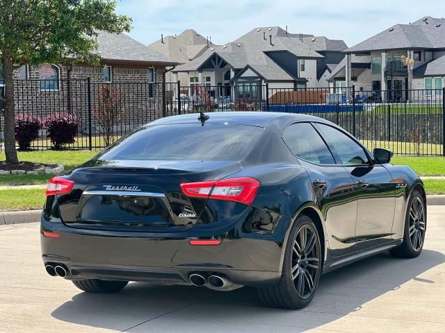 2017 Maserati Ghibli Sport