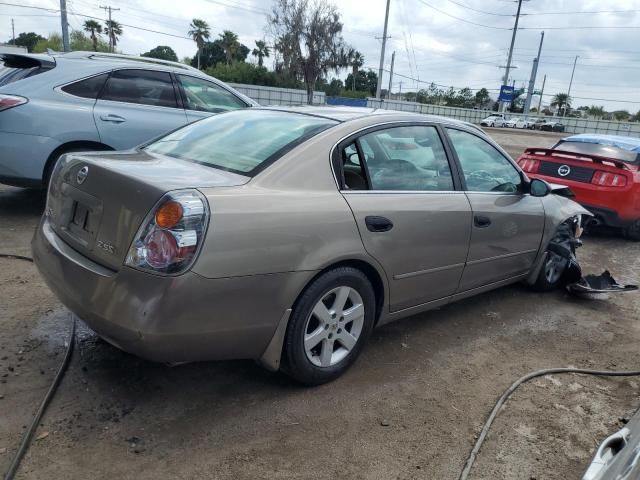 2004 Nissan Altima Base