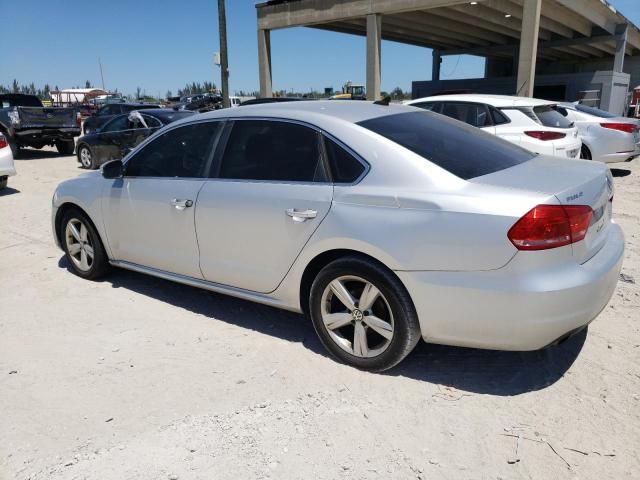 2014 Volkswagen Passat SE