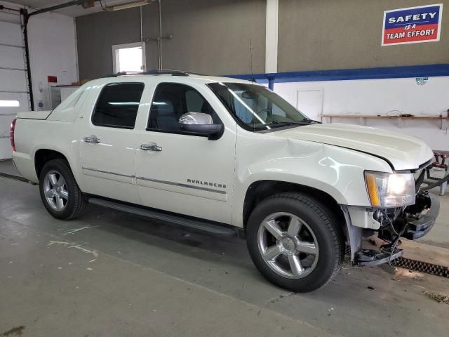 2011 Chevrolet Avalanche LTZ