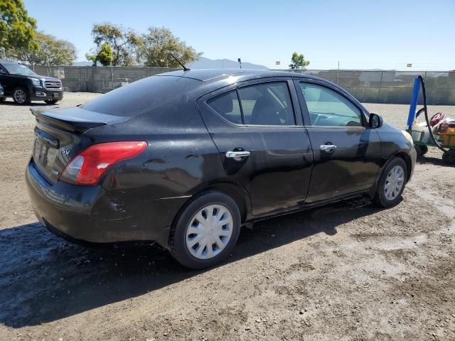 2013 Nissan Versa S