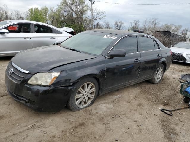 2005 Toyota Avalon XL