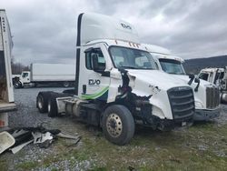 Vehiculos salvage en venta de Copart Grantville, PA: 2021 Freightliner Cascadia 116