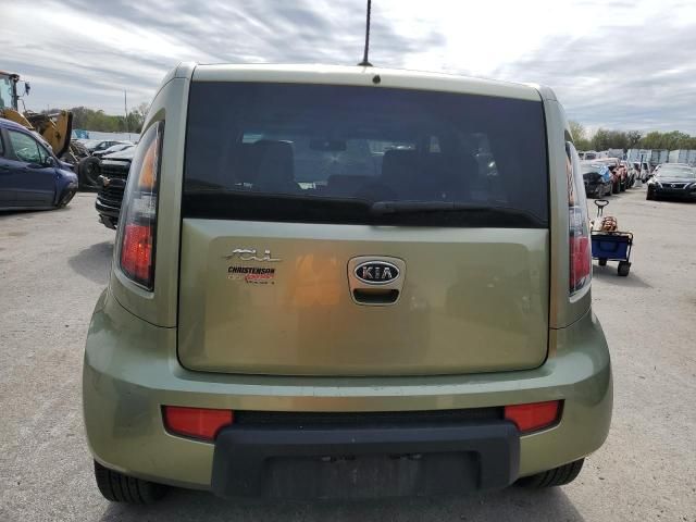 2010 KIA Soul +