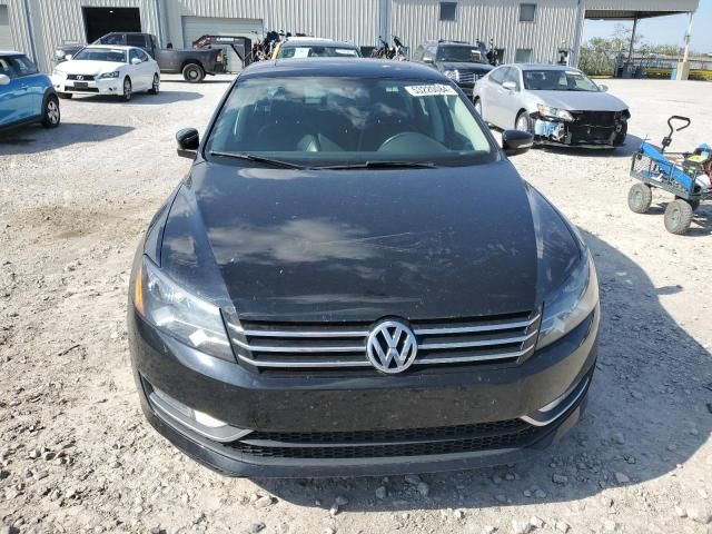 2015 Volkswagen Passat SE