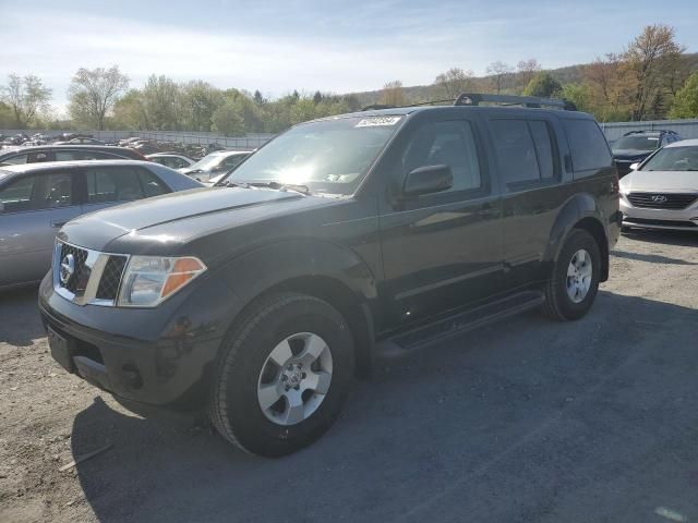 2005 Nissan Pathfinder LE