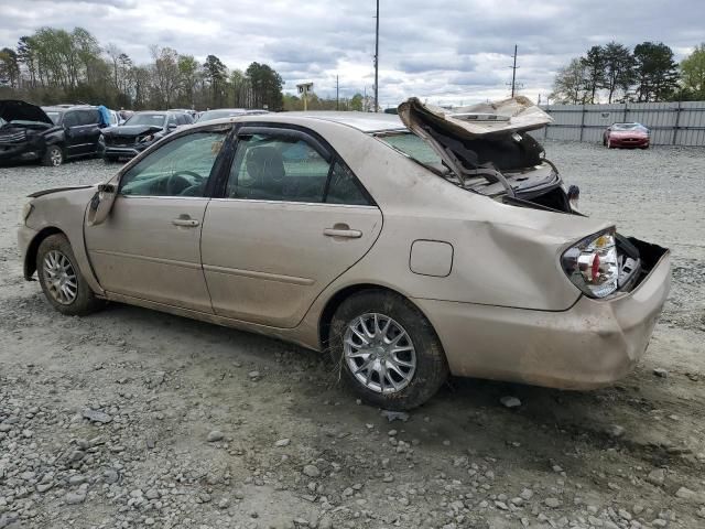 2005 Toyota Camry LE