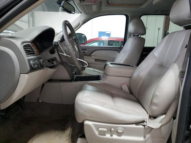 2014 Chevrolet Suburban K1500 LT