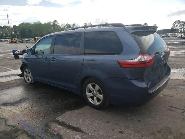 2015 Toyota Sienna LE